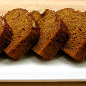 bennisons-bakery-rosh-yom-kippur-honey-cake Picture of sliced honey cake